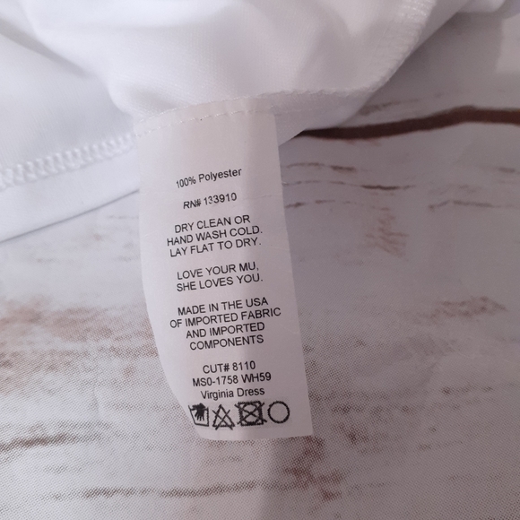 Show me your MuMu Virginia mini flowy ruffle dress w/ speckled dots in white - Picture 10 of 12